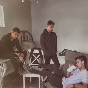 Meet your Posher, Cuong